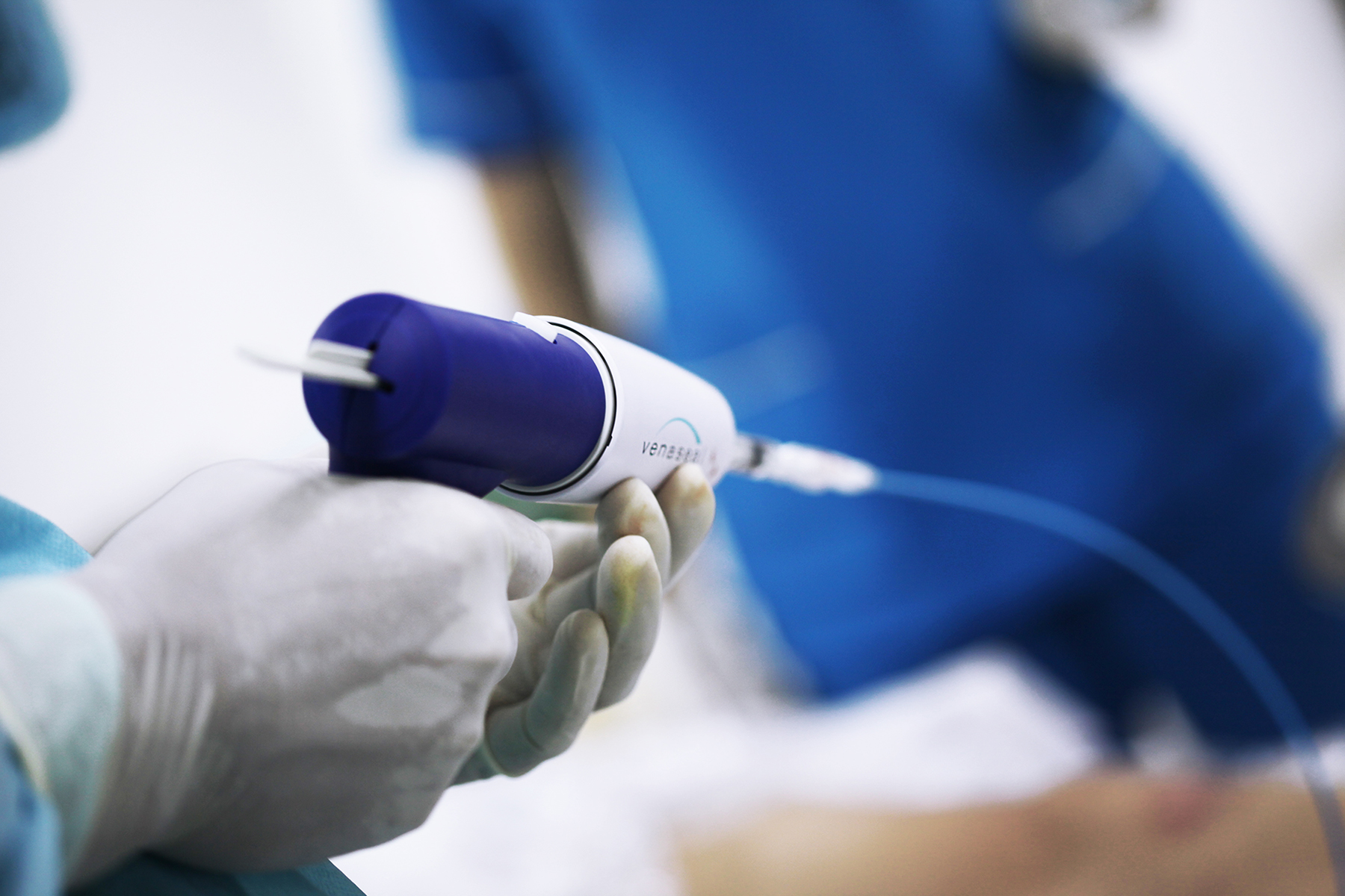 ứng-dụng-keo-sinh-học-trong-điều-trị-giãn-tĩnh-mạch (16)